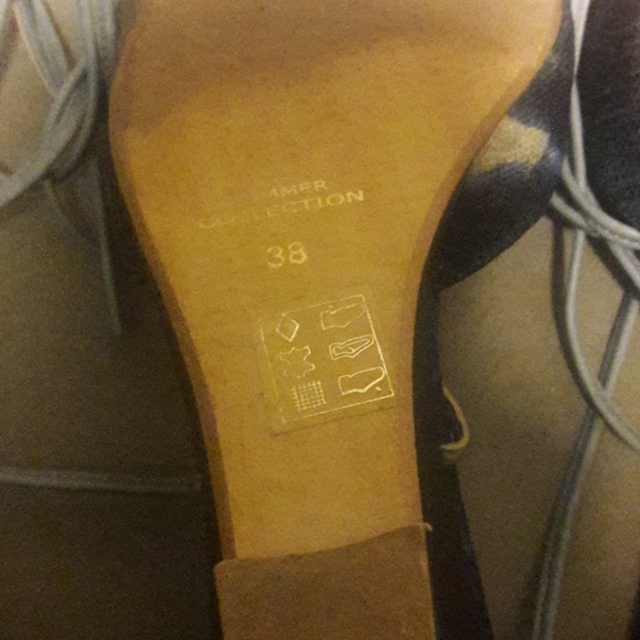 Blue tie wedges - Picture 7 of 8